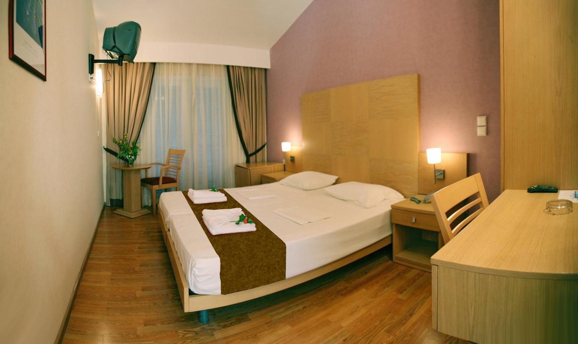 Sandy Bay Hotel Plomari Habitación foto