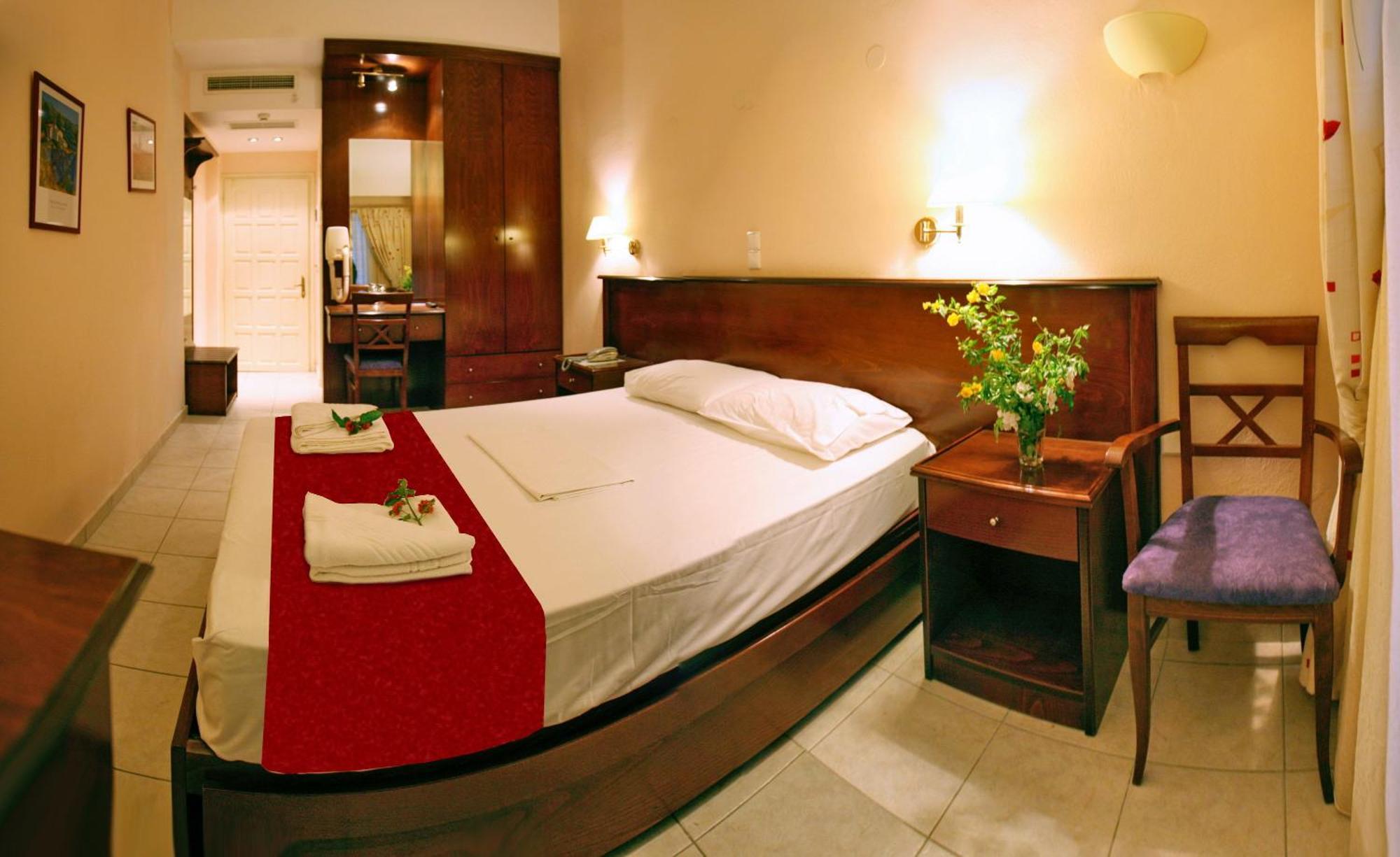 Sandy Bay Hotel Plomari Habitación foto